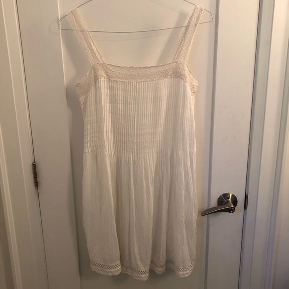 Aritzia Leone Dress - Picture 4 of 4